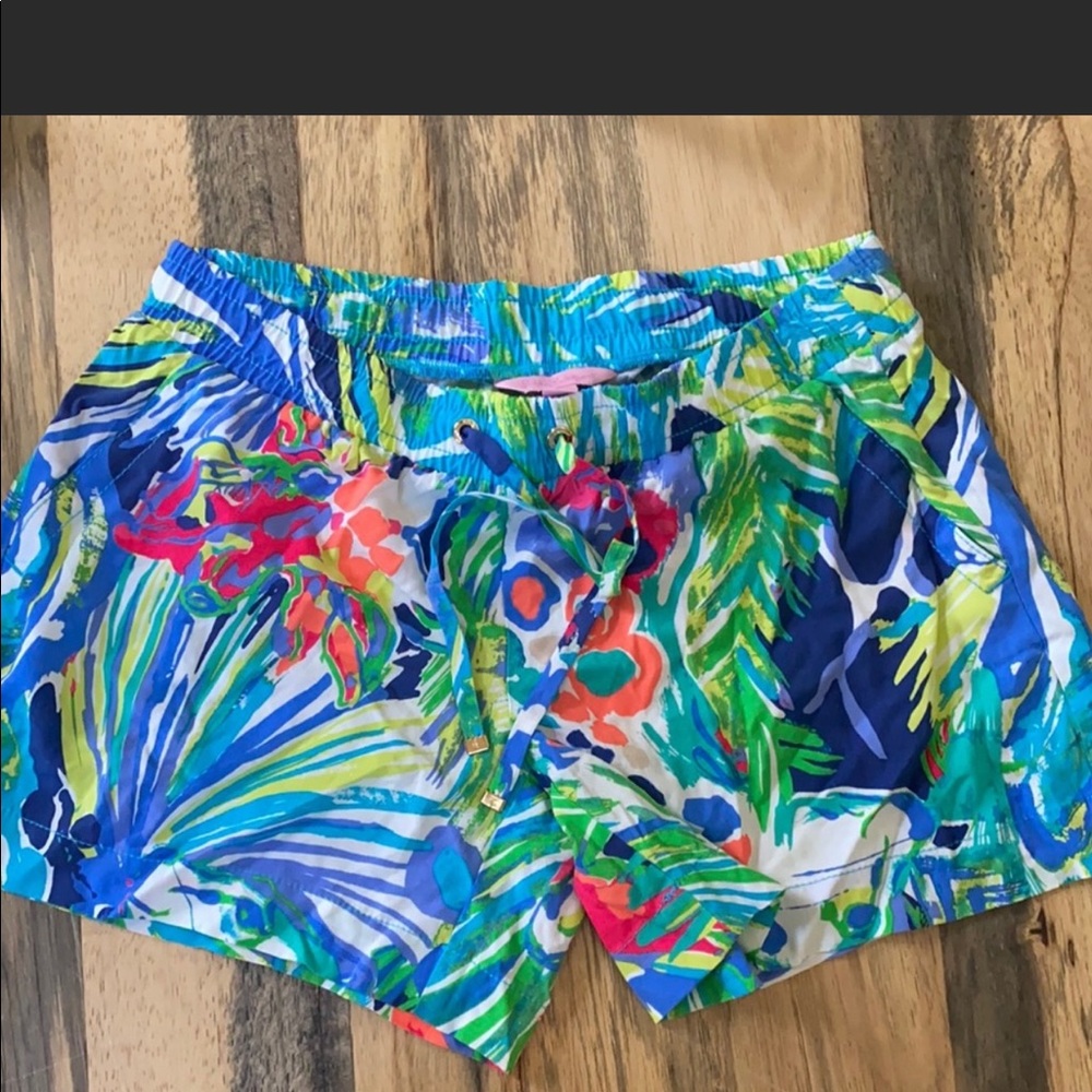 Lilly Pulitzer pull on shorts xs
